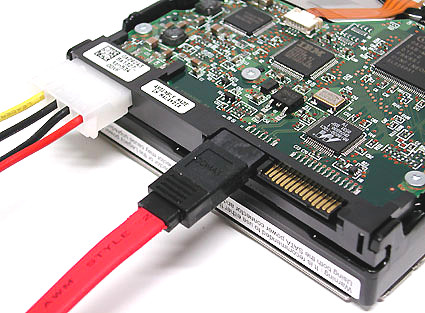 Serial ATA (SATA)