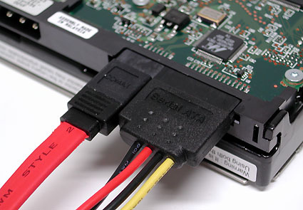 Serial ATA (SATA)