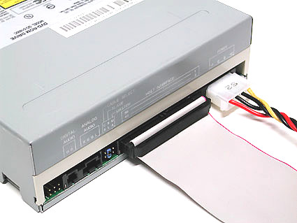 ATA/133 (Parallel ATA, UltraDMA/133 или E-IDE)